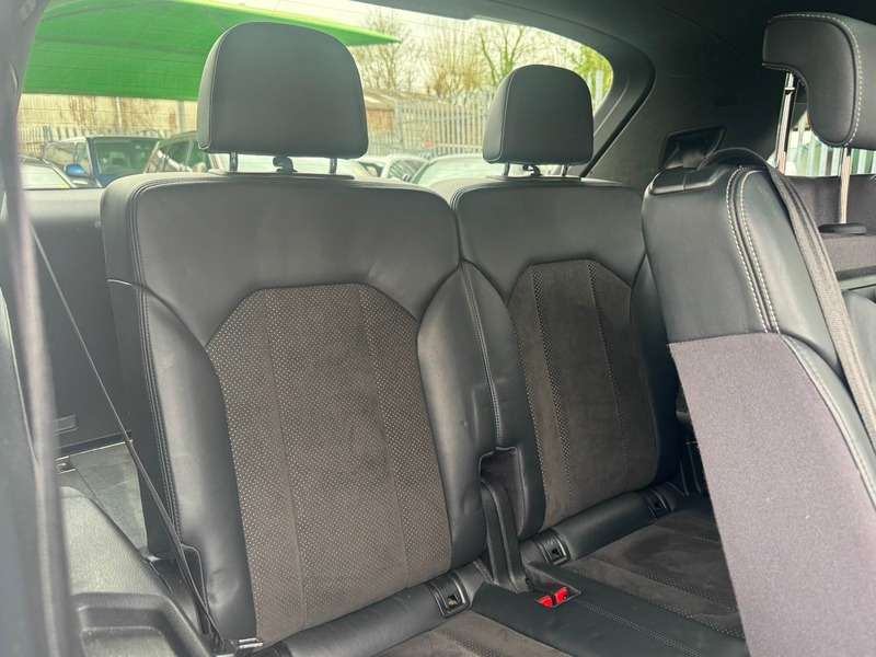 2016 AUDI Q7 2016 AUDI Q7