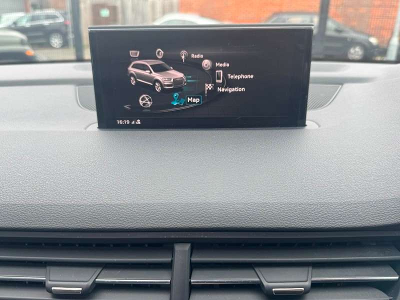 2016 AUDI Q7 2016 AUDI Q7