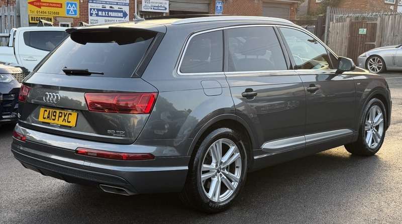 2019 AUDI Q7 2019 AUDI Q7