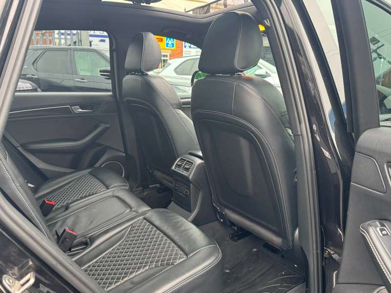 2017 AUDI SQ5 2017 AUDI SQ5