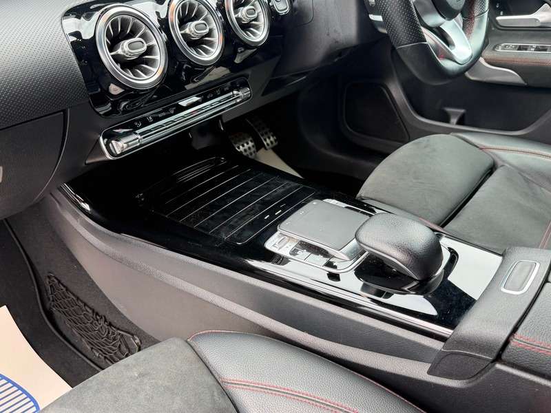 2019 MERCEDES-BENZ A CLASS 2019 MERCEDES-BENZ A CLASS