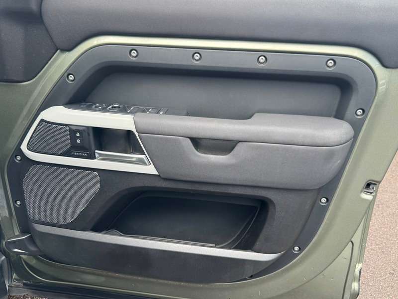 2021 LAND ROVER DEFENDER 2021 LAND ROVER DEFENDER