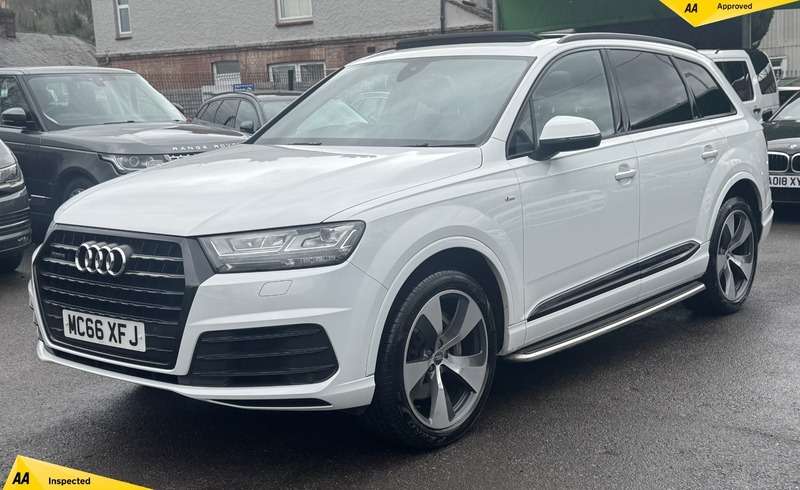A 2016 AUDI Q7 3.0 TDI V6 S line SUV 5dr Diesel Tiptronic quattro Euro 6 (s/s) (272 ps) A 2016 AUDI Q7 3.0 TDI V6 S line SUV 5dr Diesel Tiptronic quattro Euro 6 (s/s) (272 ps)