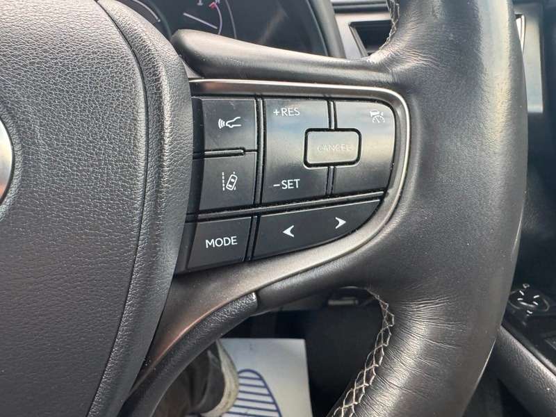 2020 LEXUS UX 2020 LEXUS UX