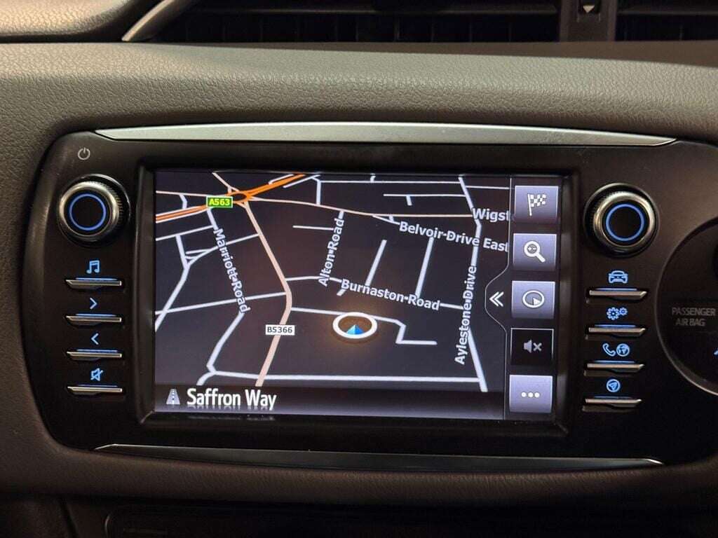 2018 TOYOTA YARIS 2018 TOYOTA YARIS