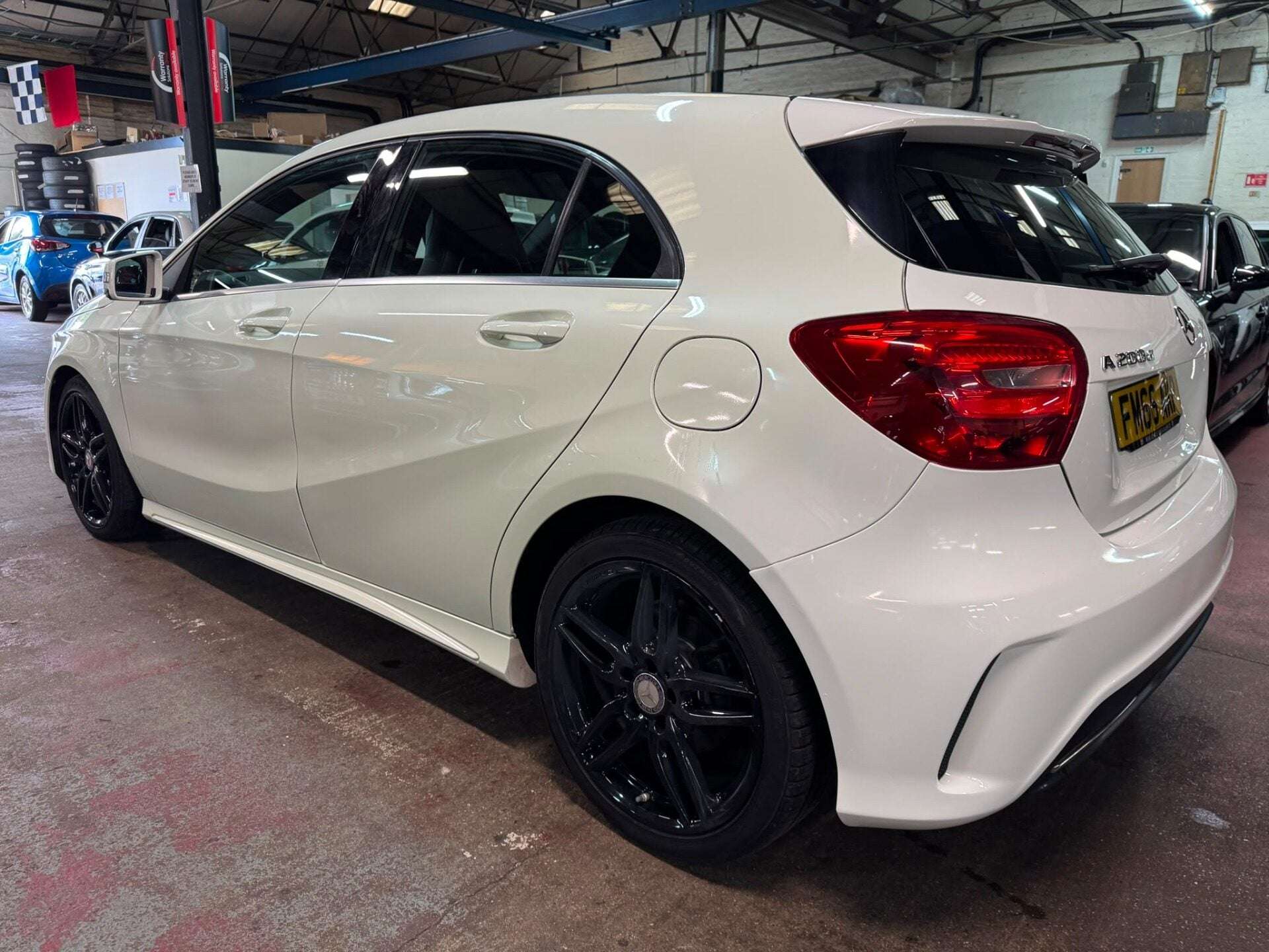 A 2017 MERCEDES-BENZ A CLASS A 200 D AMG LINE A 2017 MERCEDES-BENZ A CLASS A 200 D AMG LINE