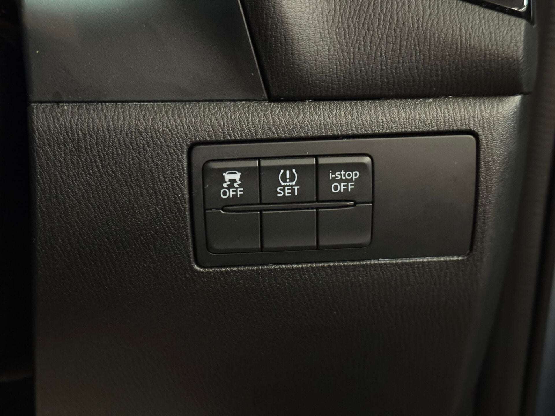 2015 MAZDA 3 2015 MAZDA 3