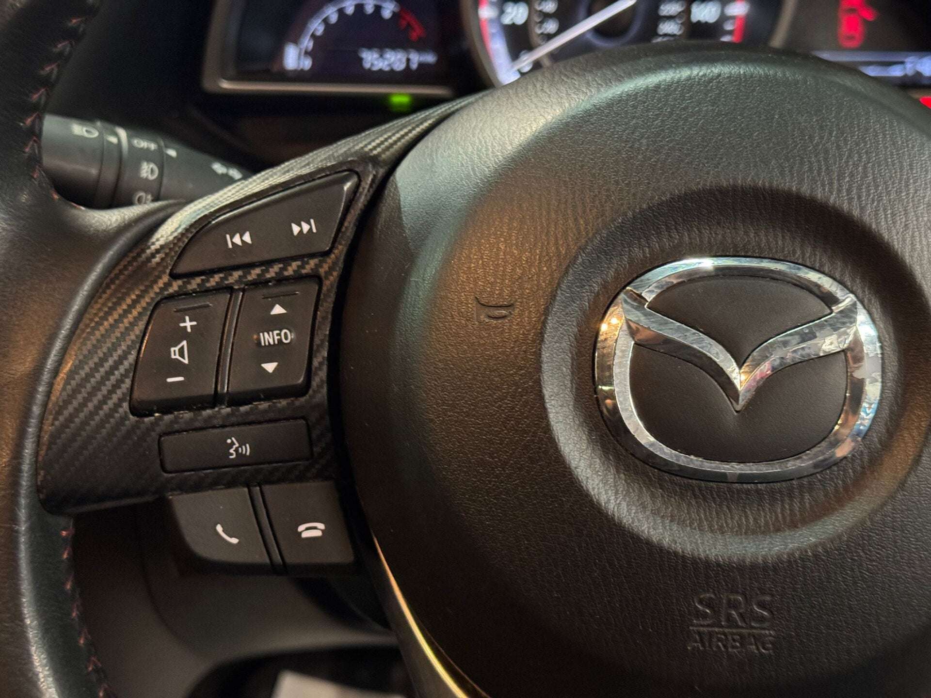 2015 MAZDA 3 2015 MAZDA 3