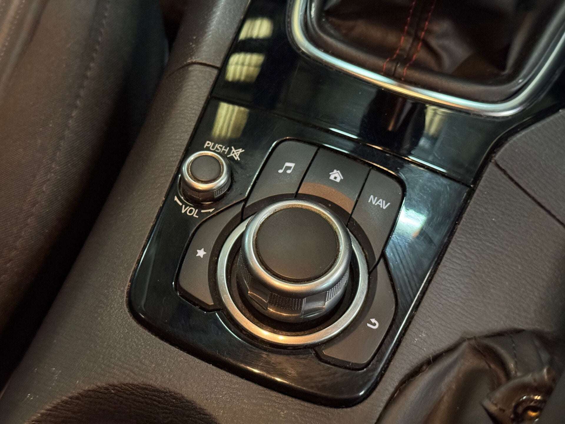 2015 MAZDA 3 2015 MAZDA 3