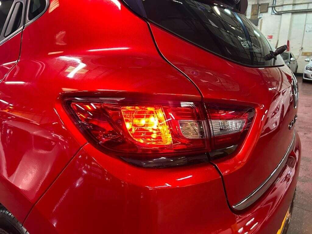 2015 RENAULT CLIO 2015 RENAULT CLIO