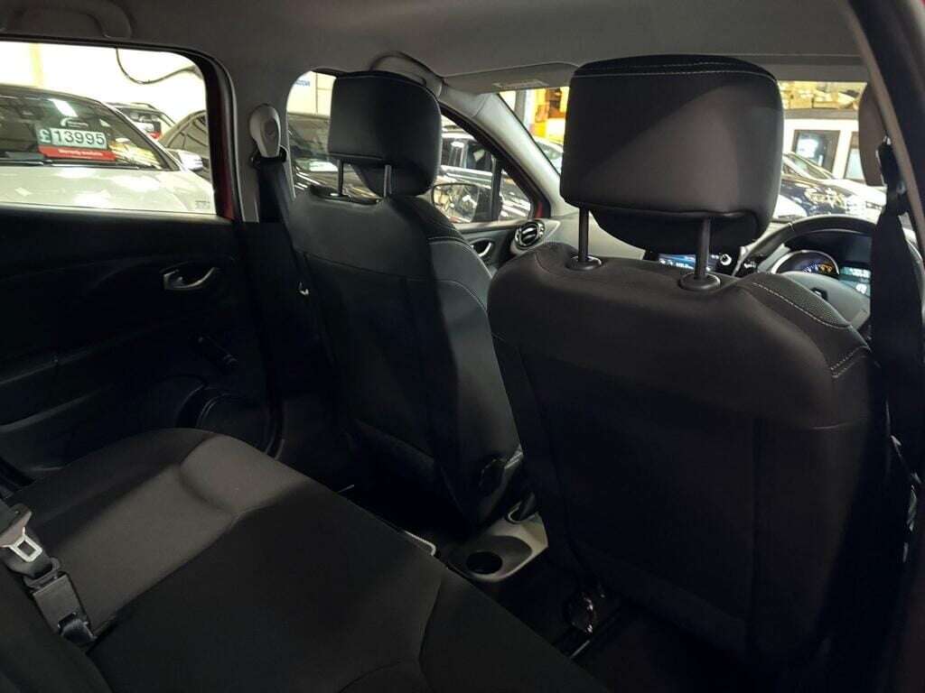2015 RENAULT CLIO 2015 RENAULT CLIO