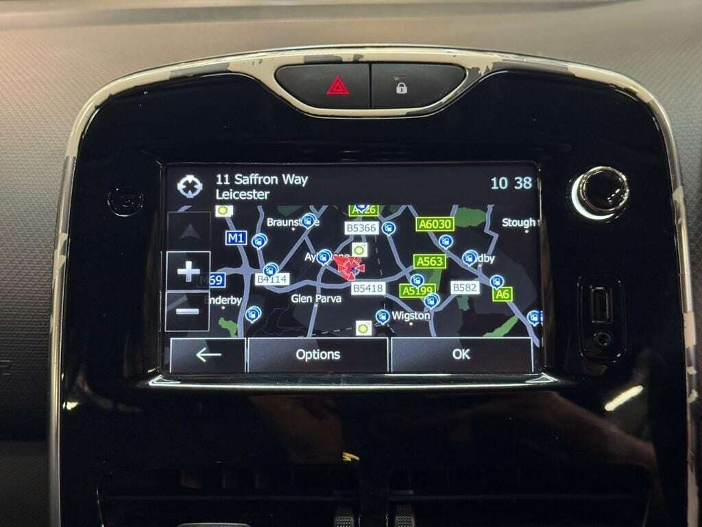 2015 RENAULT CLIO 2015 RENAULT CLIO