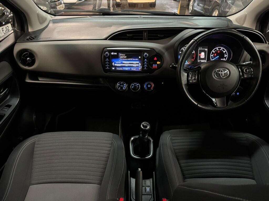 2018 TOYOTA YARIS 2018 TOYOTA YARIS