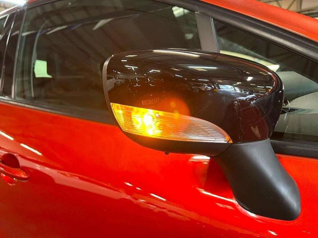 2015 RENAULT CLIO 2015 RENAULT CLIO