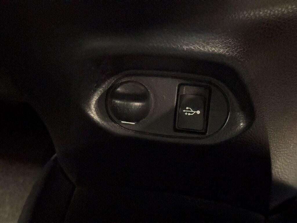 2018 TOYOTA YARIS 2018 TOYOTA YARIS