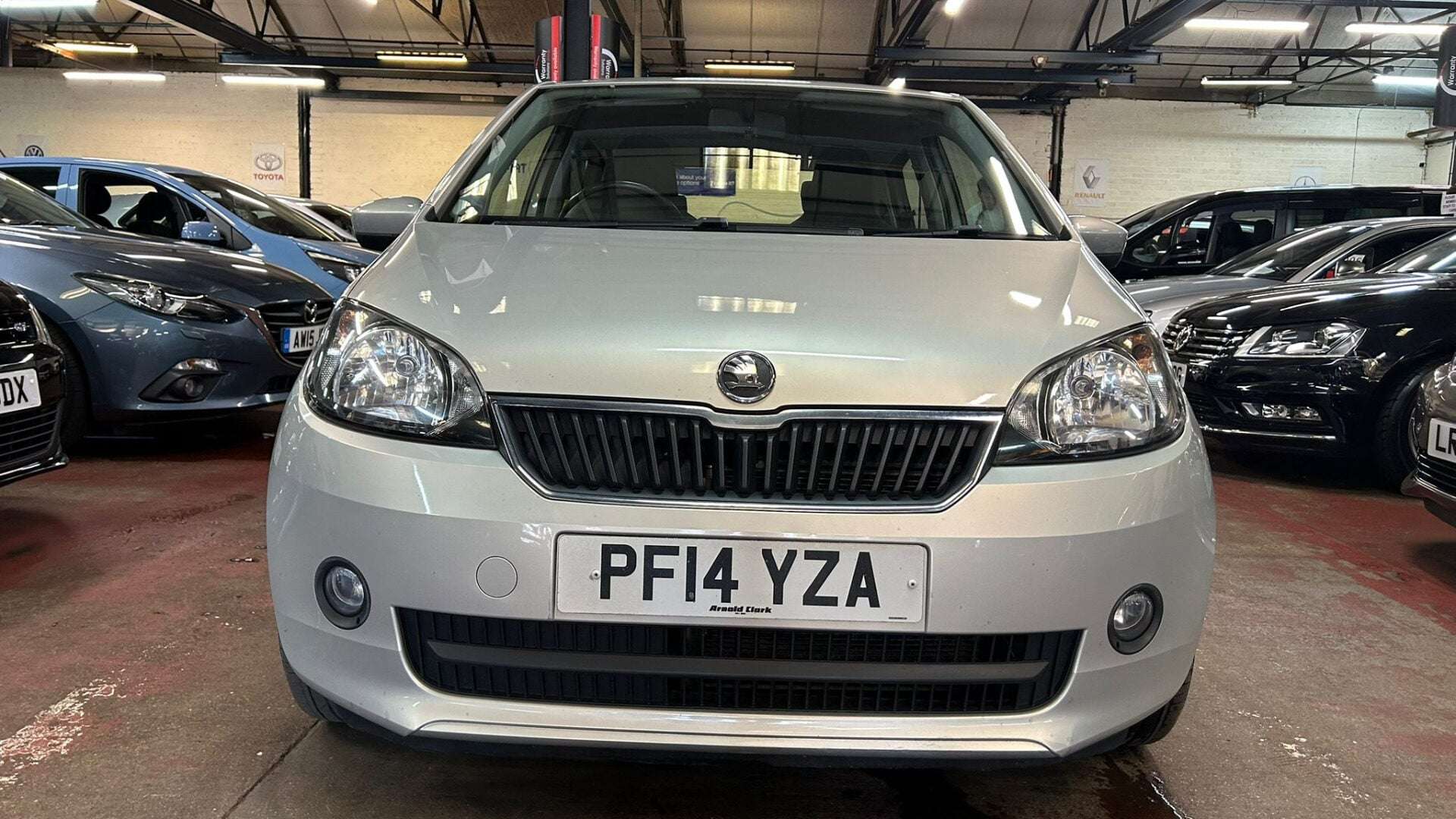 A 2014 SKODA CITIGO ELEGANCE GREENTECH A 2014 SKODA CITIGO ELEGANCE GREENTECH
