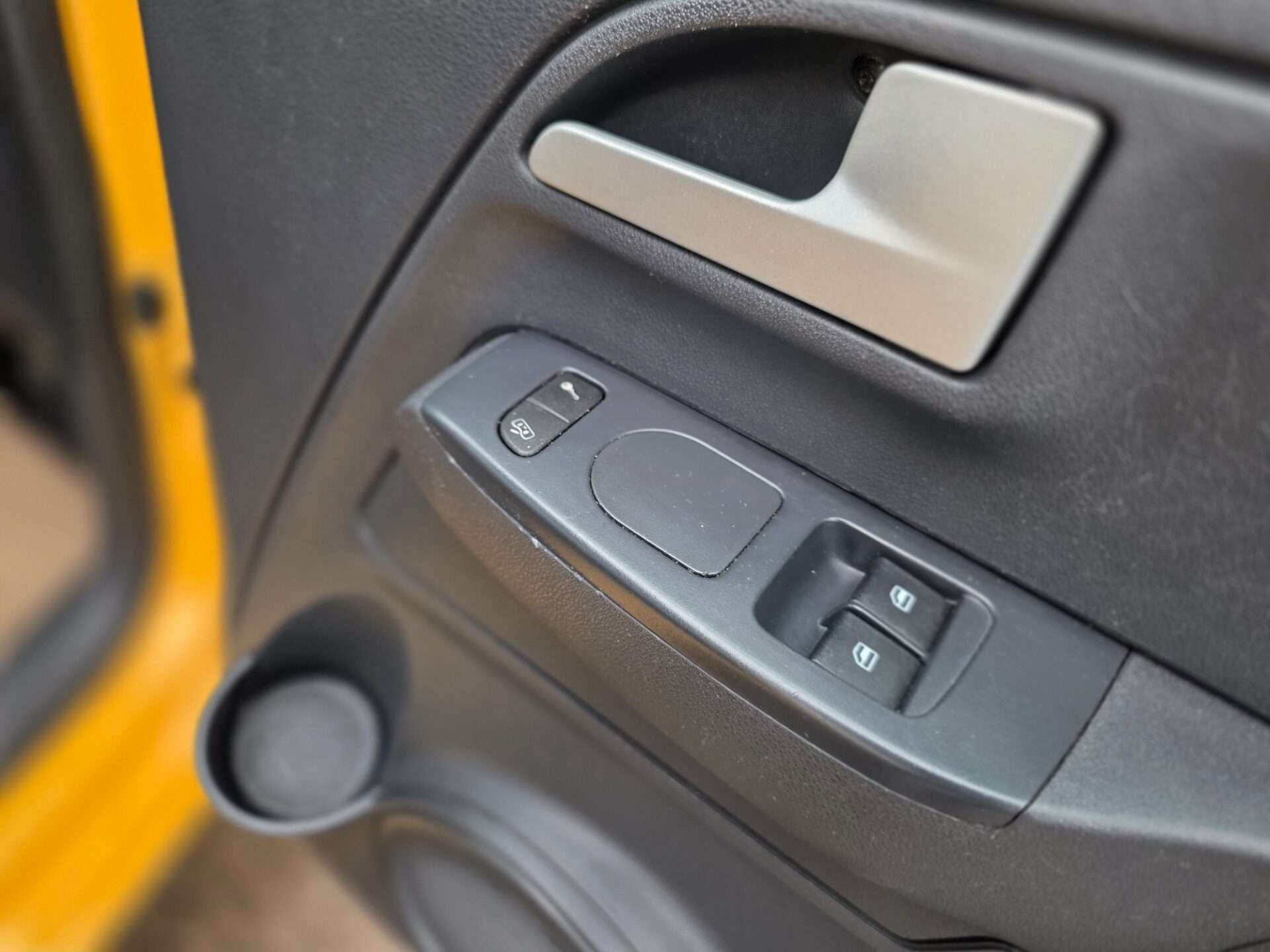 2006 VOLKSWAGEN FOX 2006 VOLKSWAGEN FOX