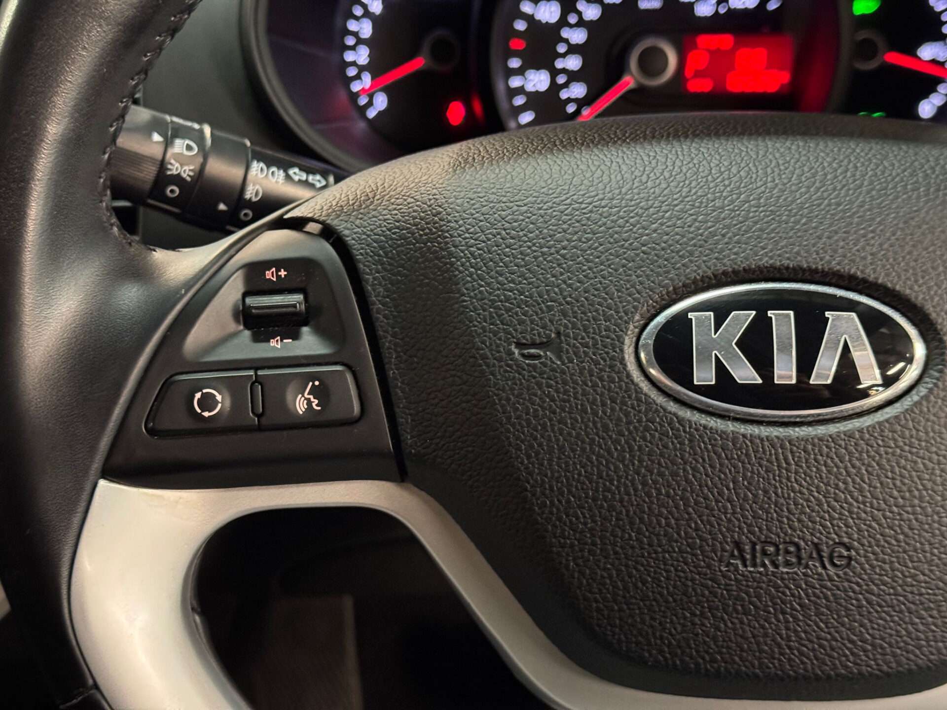 2013 KIA PICANTO 2013 KIA PICANTO