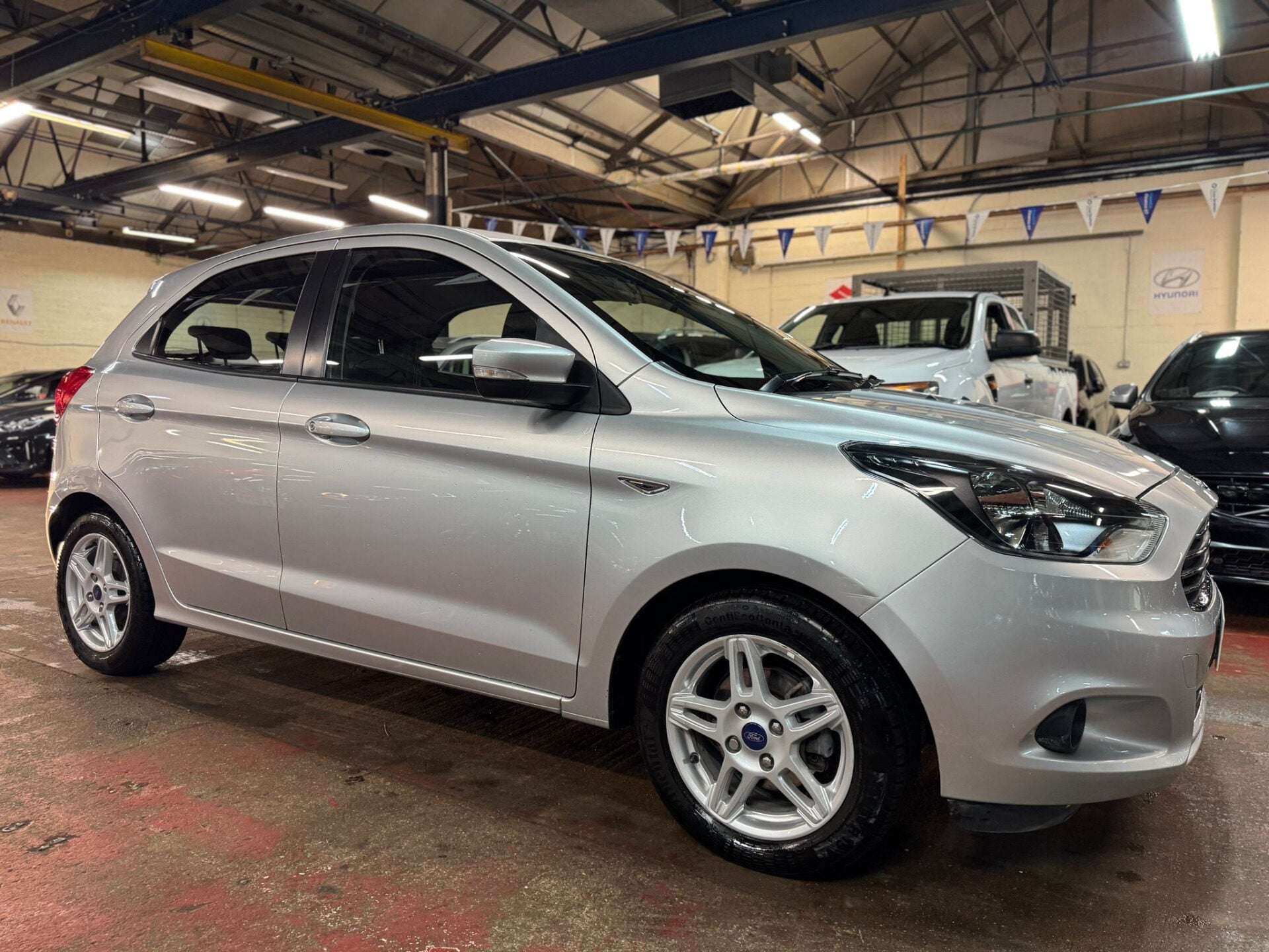 A 2017 FORD KA+ ZETEC A 2017 FORD KA+ ZETEC