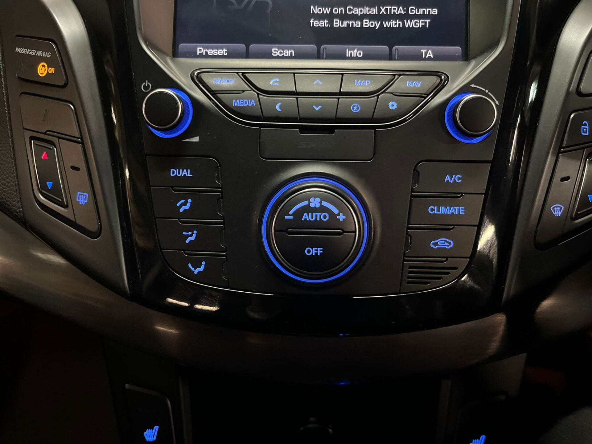 2015 HYUNDAI I40 2015 HYUNDAI I40