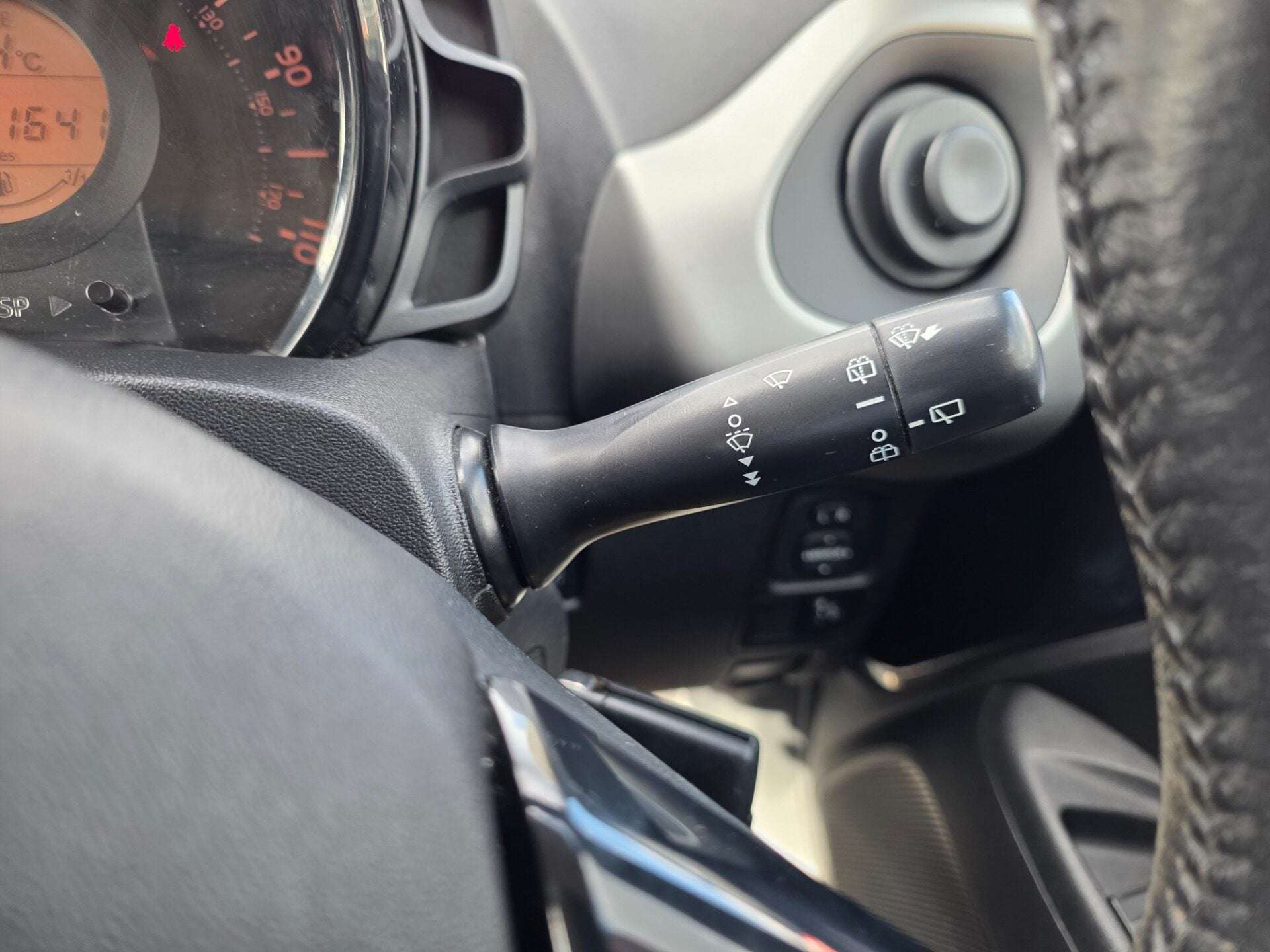 2016 TOYOTA AYGO 2016 TOYOTA AYGO