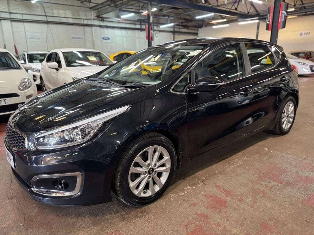 A 2017 KIA CEED CRDI 2 ISG A 2017 KIA CEED CRDI 2 ISG
