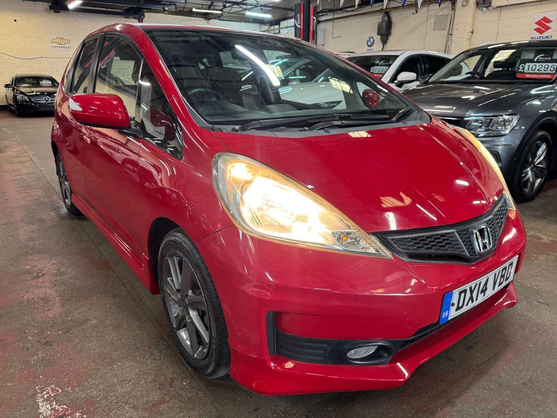 A 2014 HONDA JAZZ I-VTEC SI A 2014 HONDA JAZZ I-VTEC SI