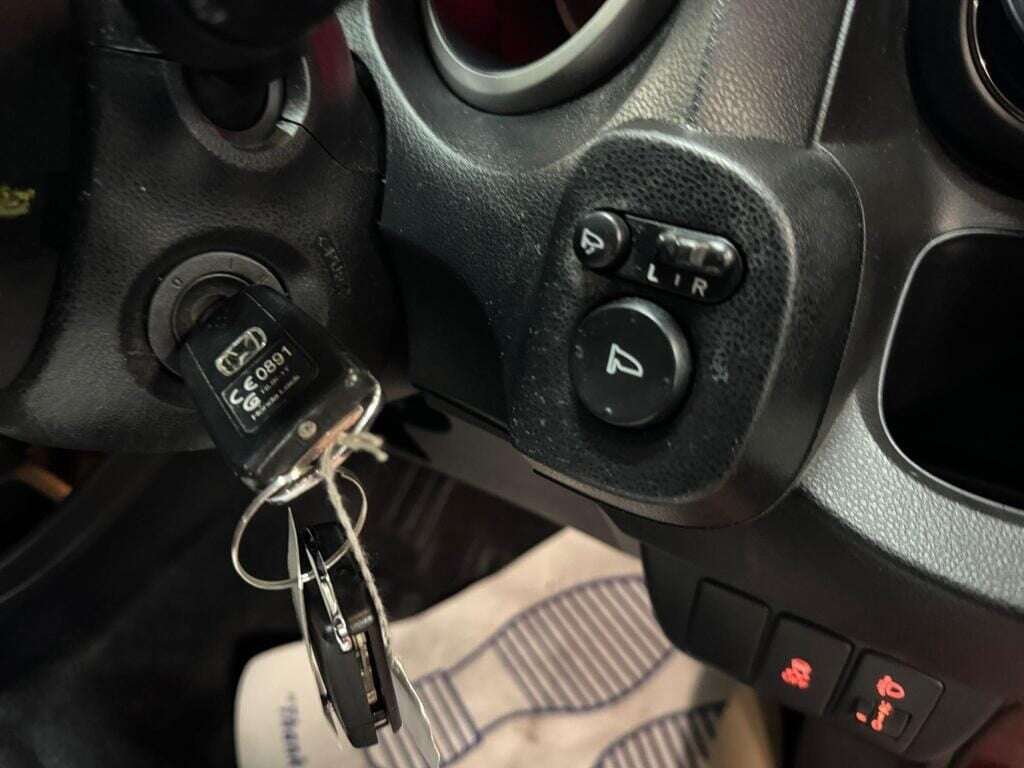 2014 HONDA JAZZ 2014 HONDA JAZZ