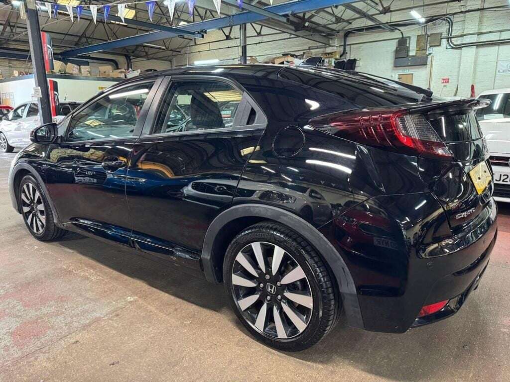 A 2016 HONDA CIVIC I-VTEC SE PLUS NAVI A 2016 HONDA CIVIC I-VTEC SE PLUS NAVI