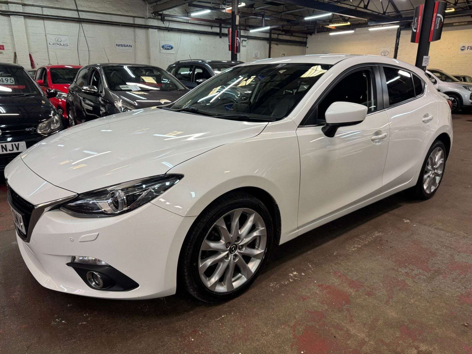 A 2015 MAZDA 3 SPORT NAV A 2015 MAZDA 3 SPORT NAV
