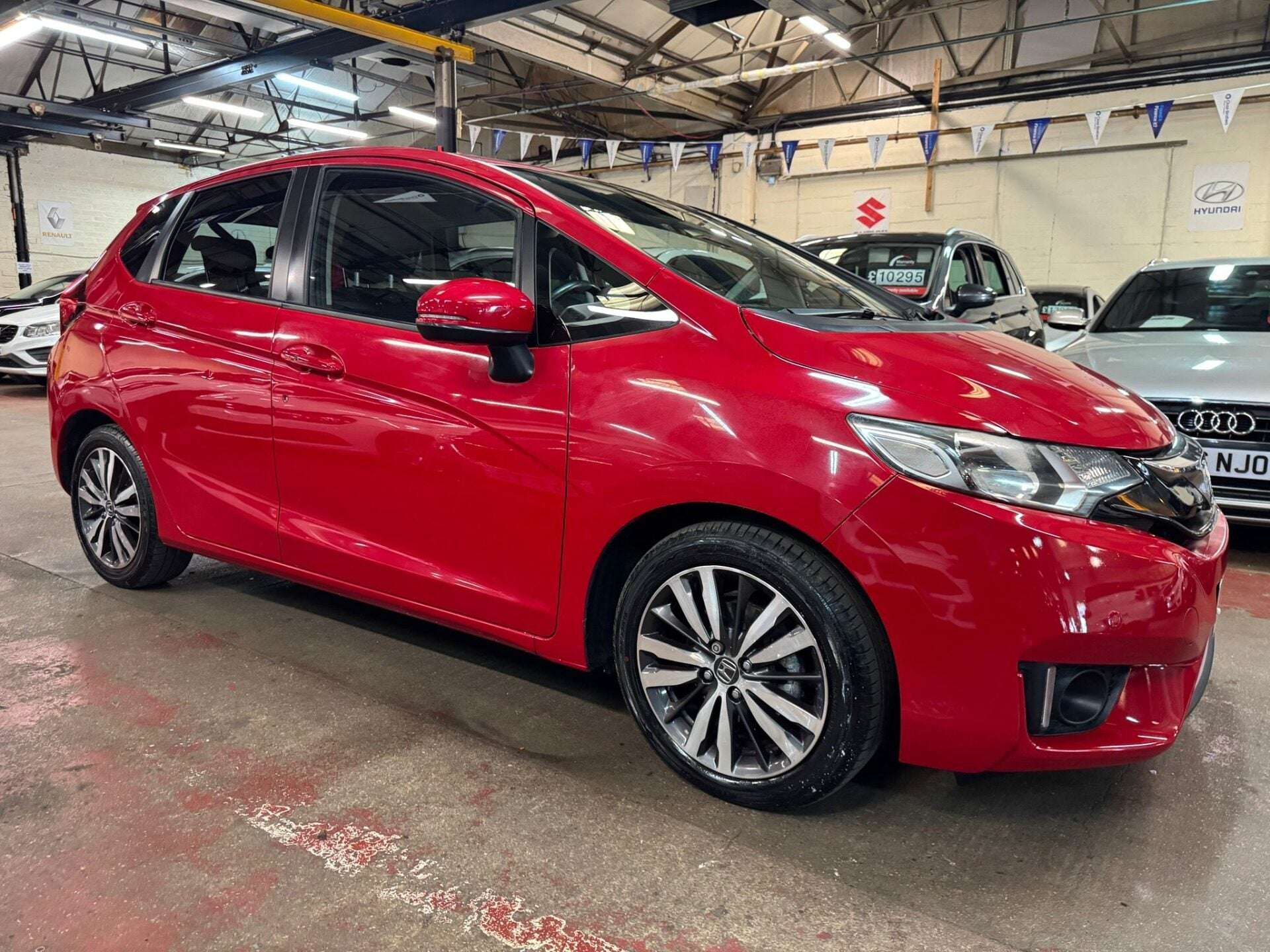 A 2016 HONDA JAZZ I-VTEC EX A 2016 HONDA JAZZ I-VTEC EX