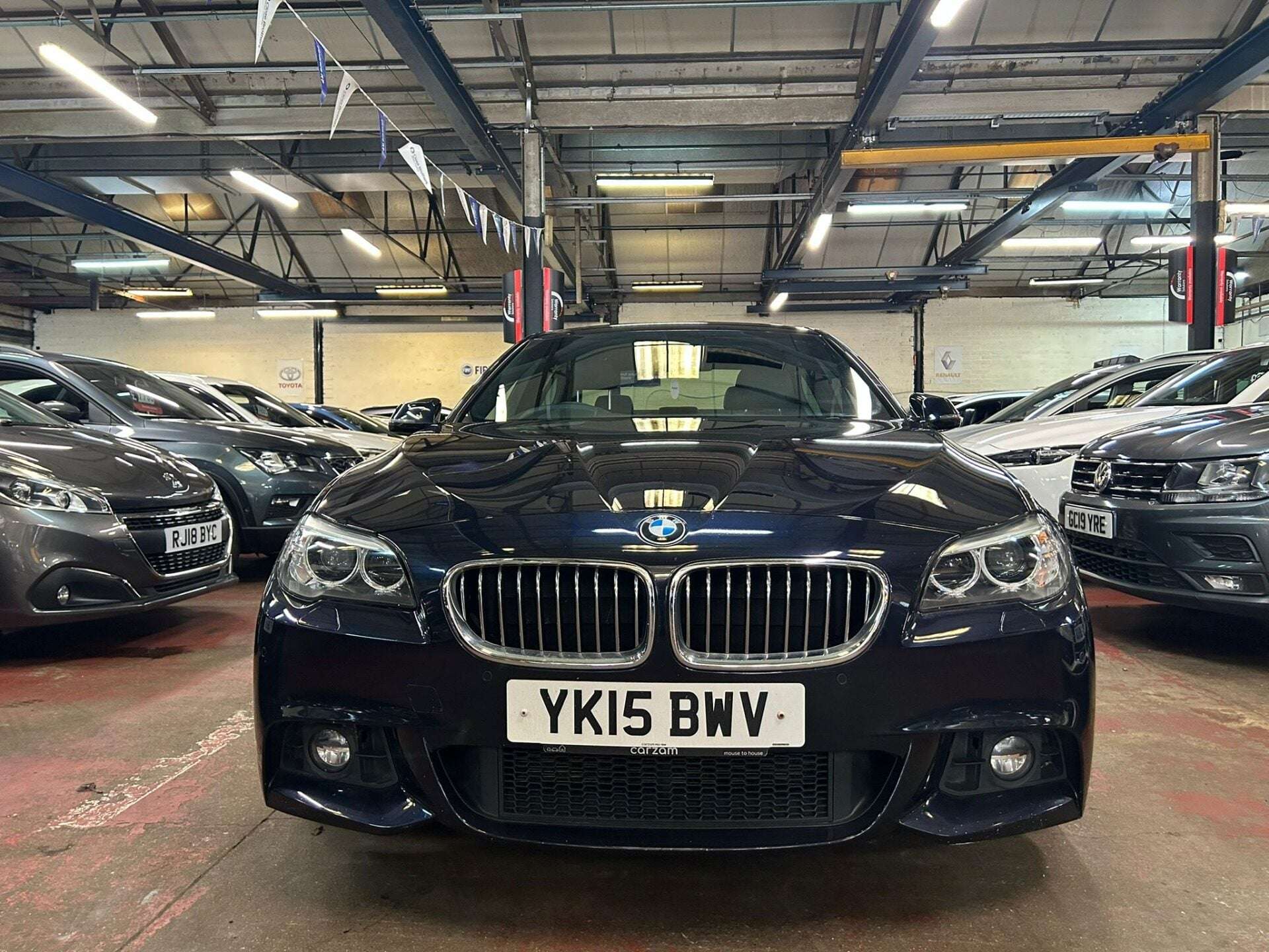 A 2015 BMW 5 SERIES 520D M SPORT A 2015 BMW 5 SERIES 520D M SPORT