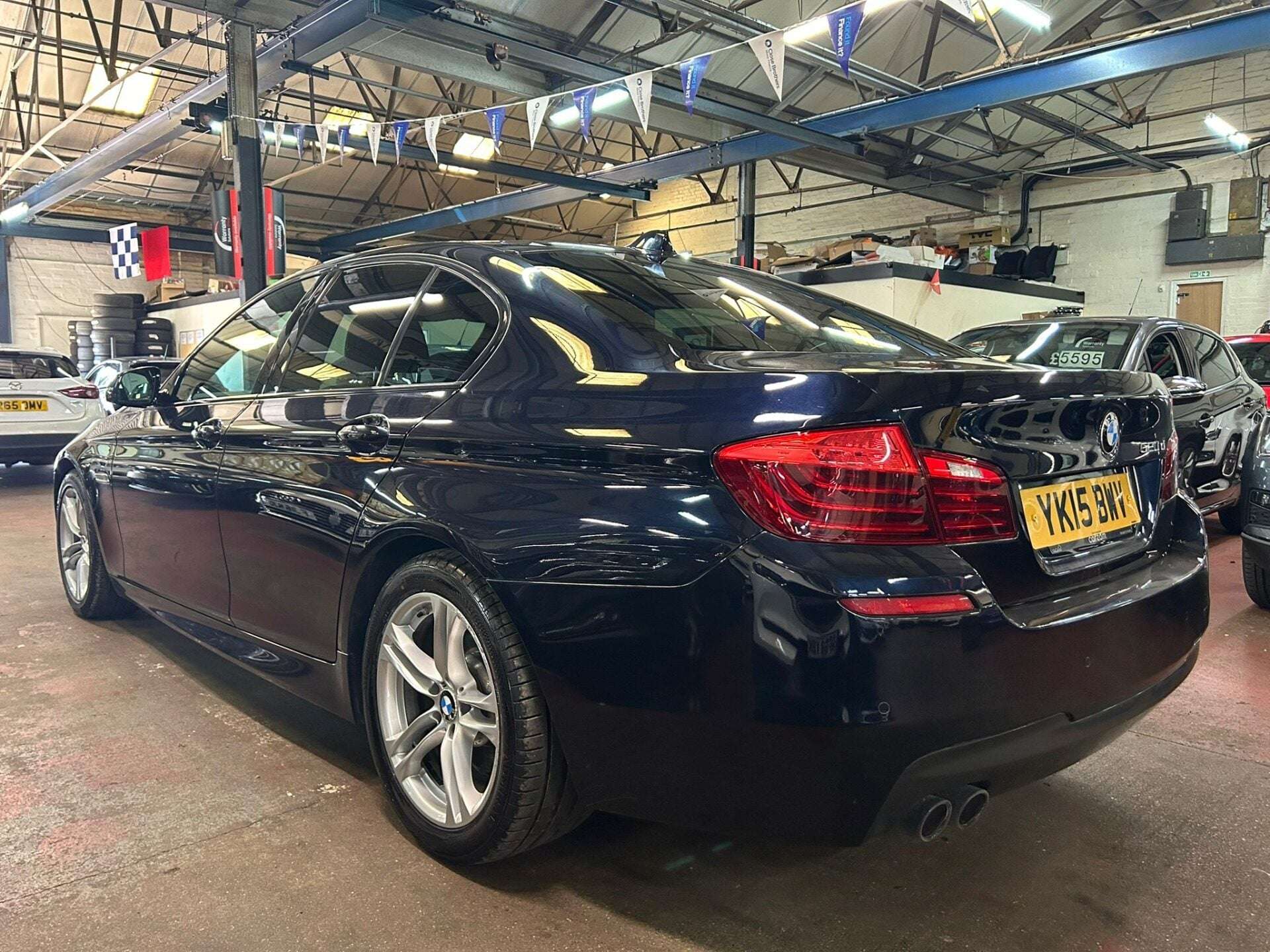 A 2015 BMW 5 SERIES 520D M SPORT A 2015 BMW 5 SERIES 520D M SPORT
