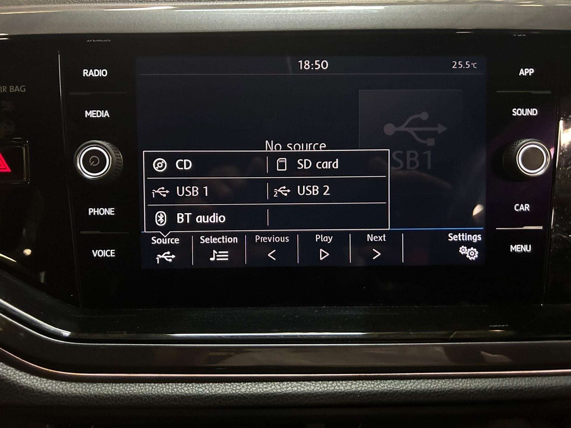 2019 VOLKSWAGEN POLO 2019 VOLKSWAGEN POLO