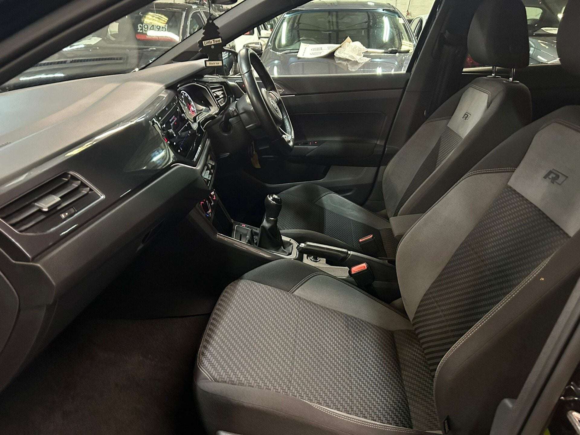 2019 VOLKSWAGEN POLO 2019 VOLKSWAGEN POLO