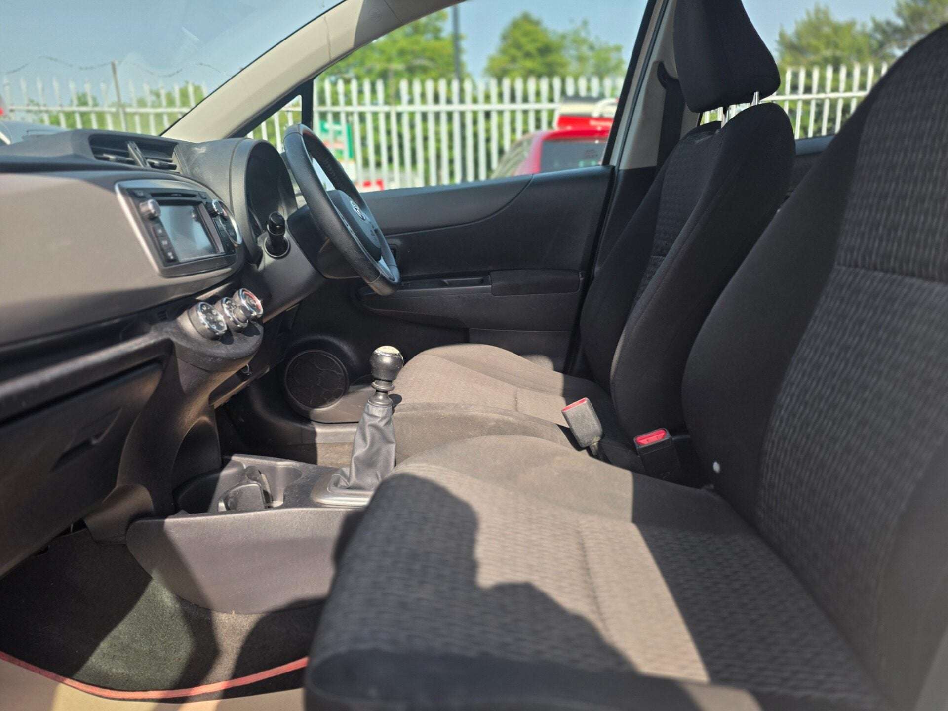 2013 TOYOTA YARIS 2013 TOYOTA YARIS
