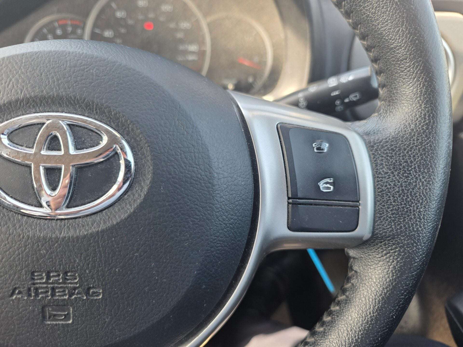 2013 TOYOTA YARIS 2013 TOYOTA YARIS