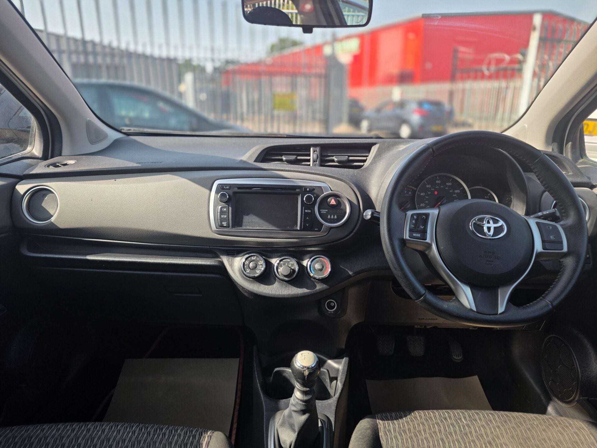 2013 TOYOTA YARIS 2013 TOYOTA YARIS