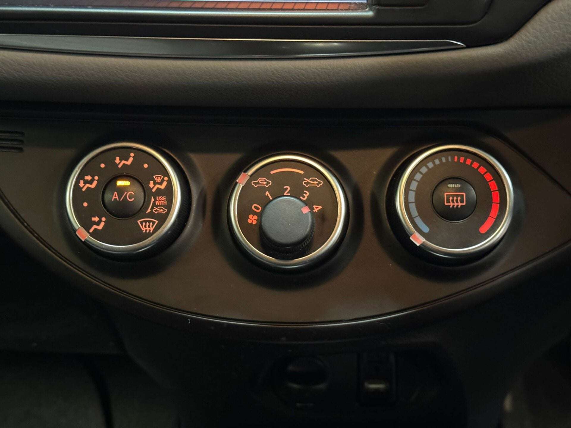 2016 TOYOTA YARIS 2016 TOYOTA YARIS