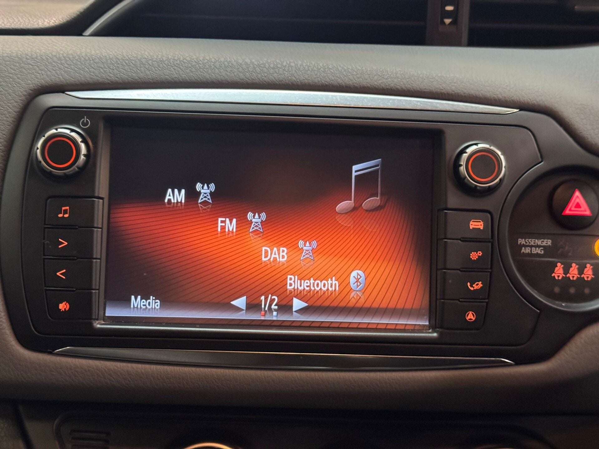 2016 TOYOTA YARIS 2016 TOYOTA YARIS