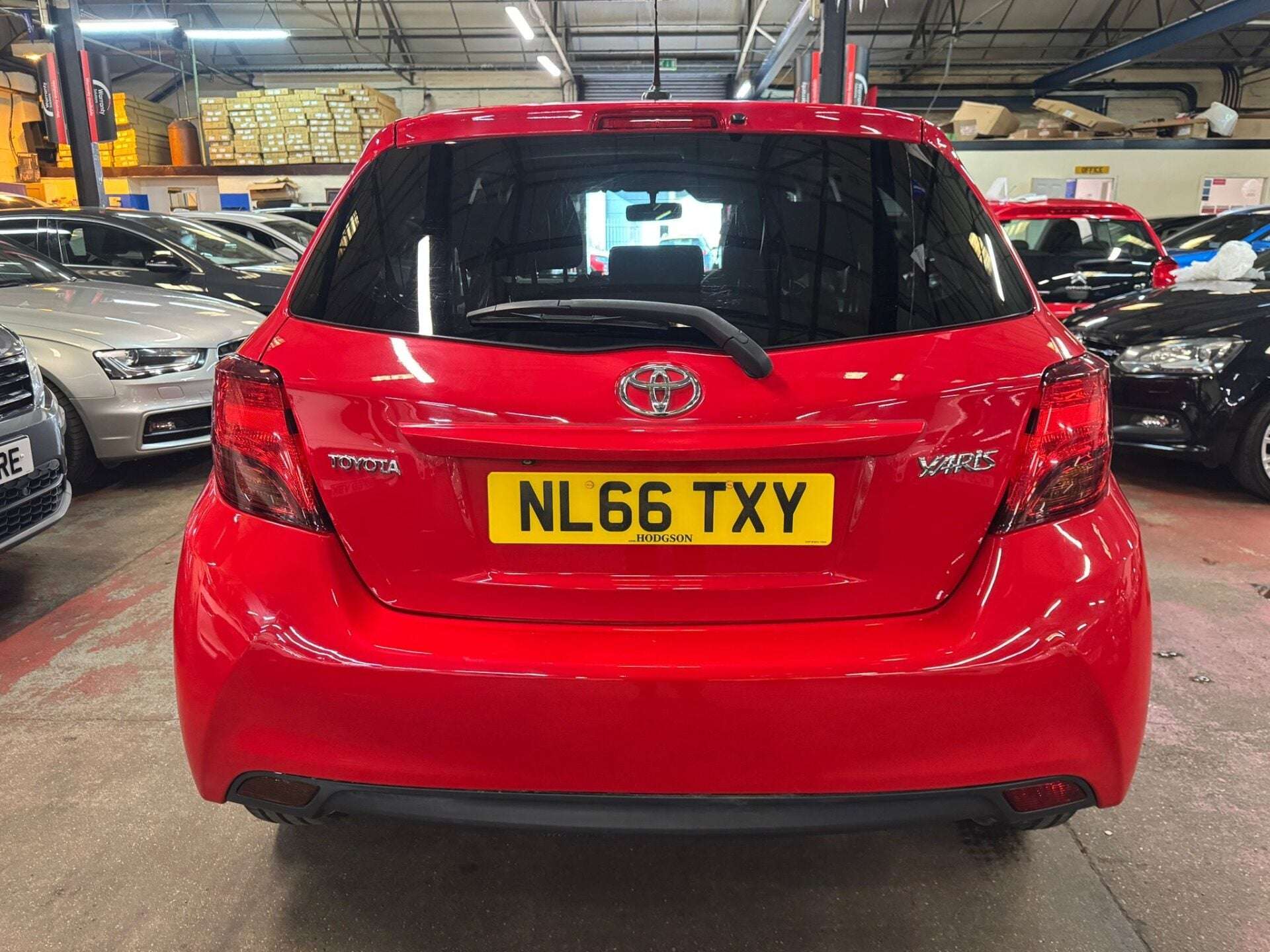 2016 TOYOTA YARIS 2016 TOYOTA YARIS