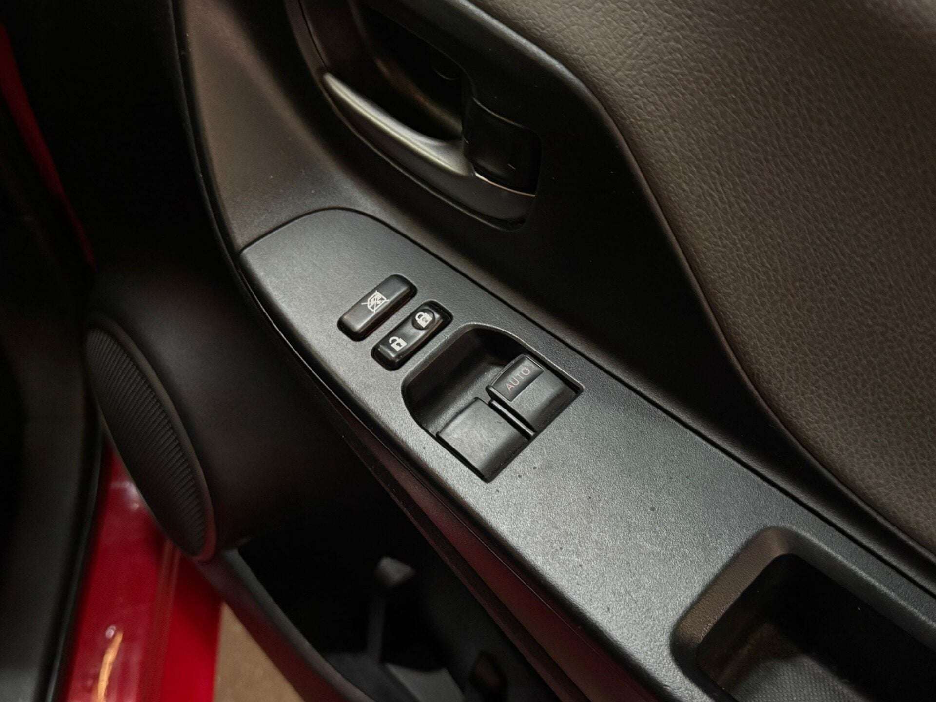 2016 TOYOTA YARIS 2016 TOYOTA YARIS