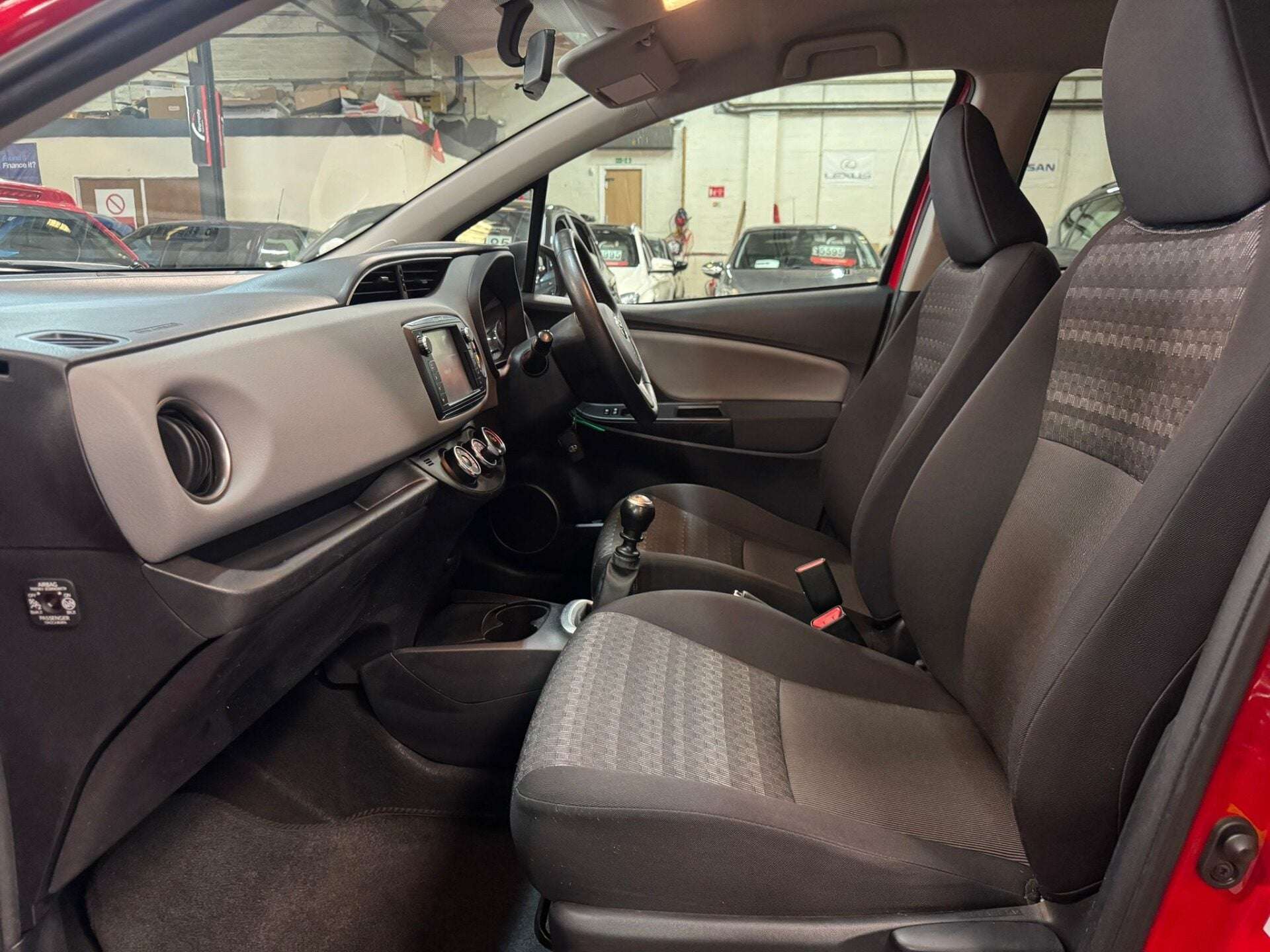 2016 TOYOTA YARIS 2016 TOYOTA YARIS