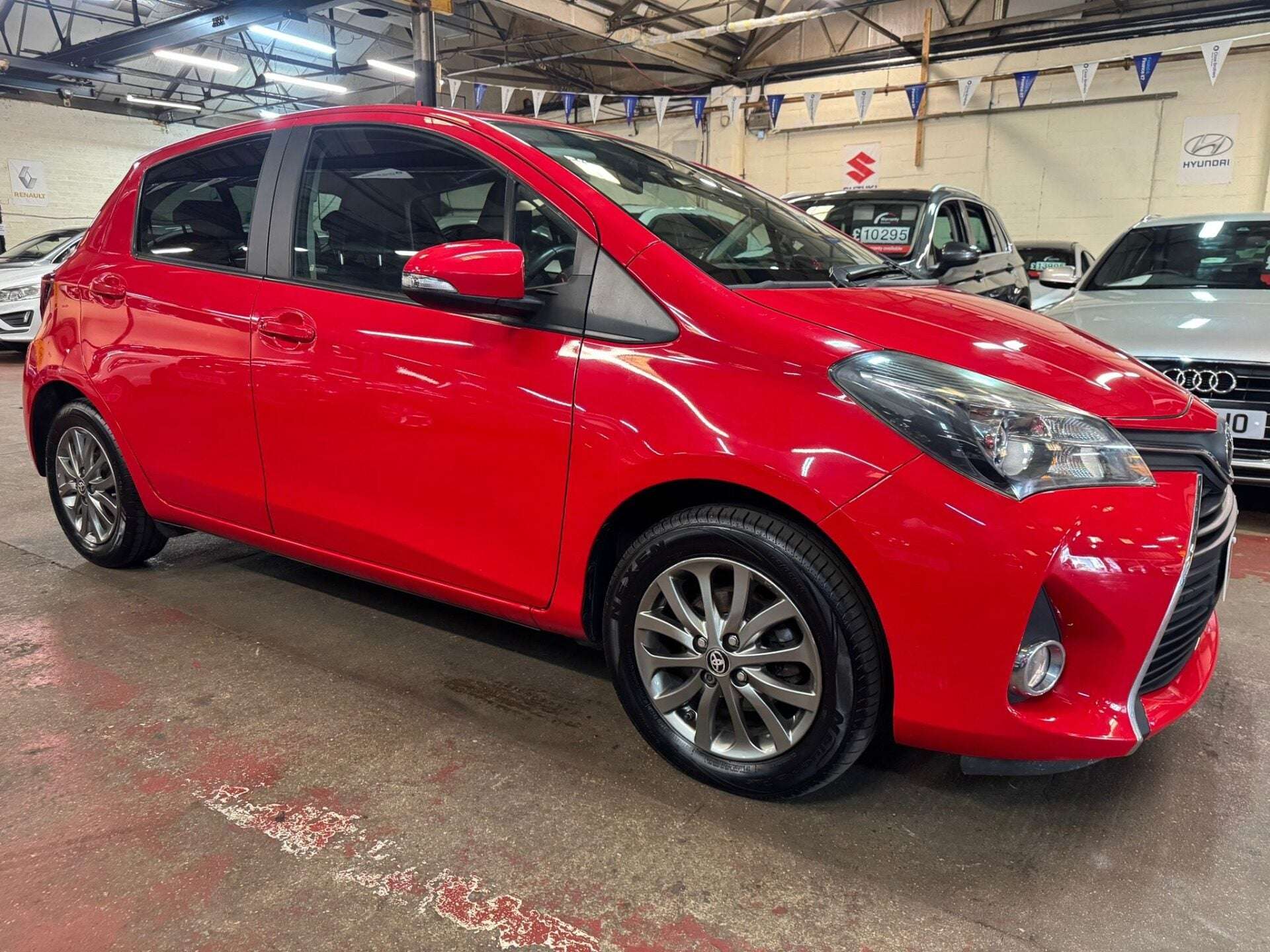 A 2016 TOYOTA YARIS VVT-I ICON A 2016 TOYOTA YARIS VVT-I ICON