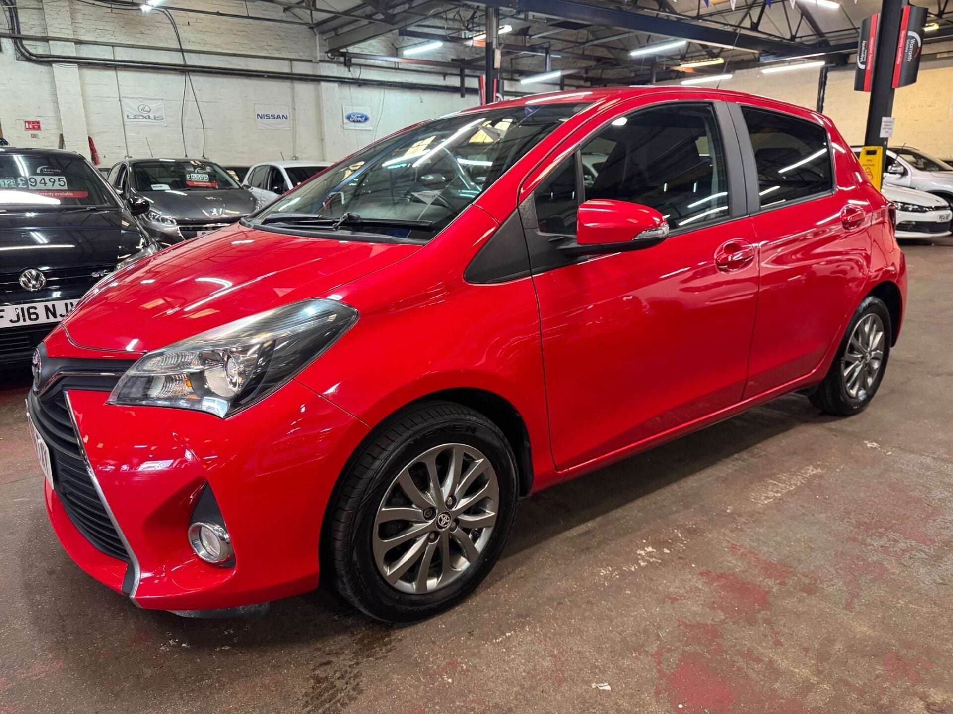 A 2016 TOYOTA YARIS VVT-I ICON A 2016 TOYOTA YARIS VVT-I ICON