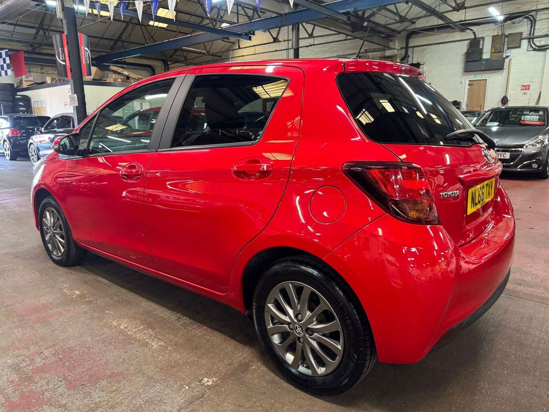2016 TOYOTA YARIS 2016 TOYOTA YARIS