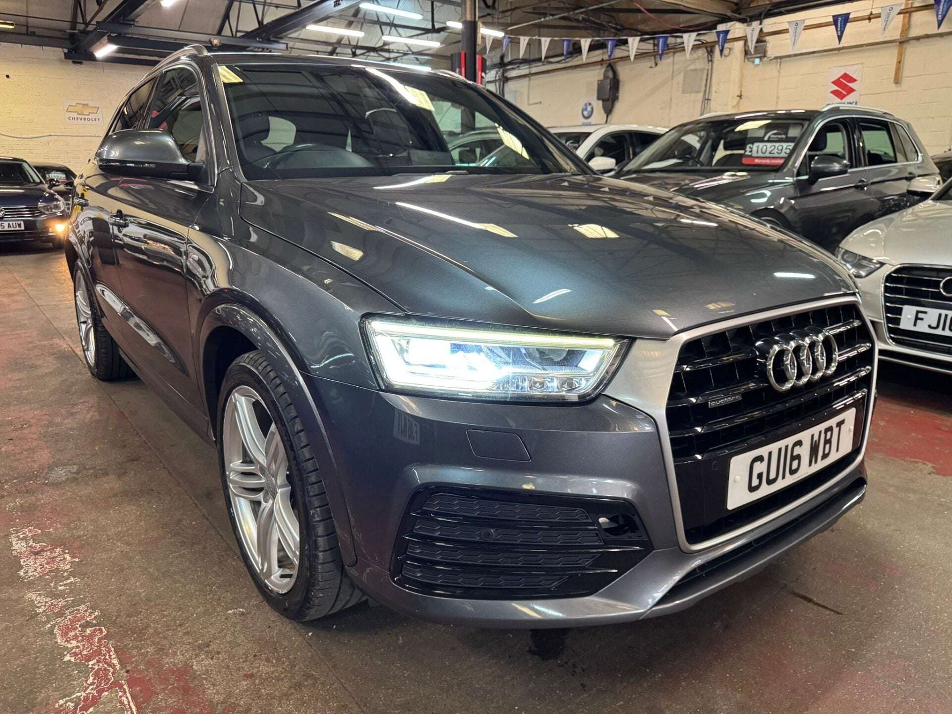 A 2016 AUDI Q3 TDI QUATTRO S LINE PLUS A 2016 AUDI Q3 TDI QUATTRO S LINE PLUS