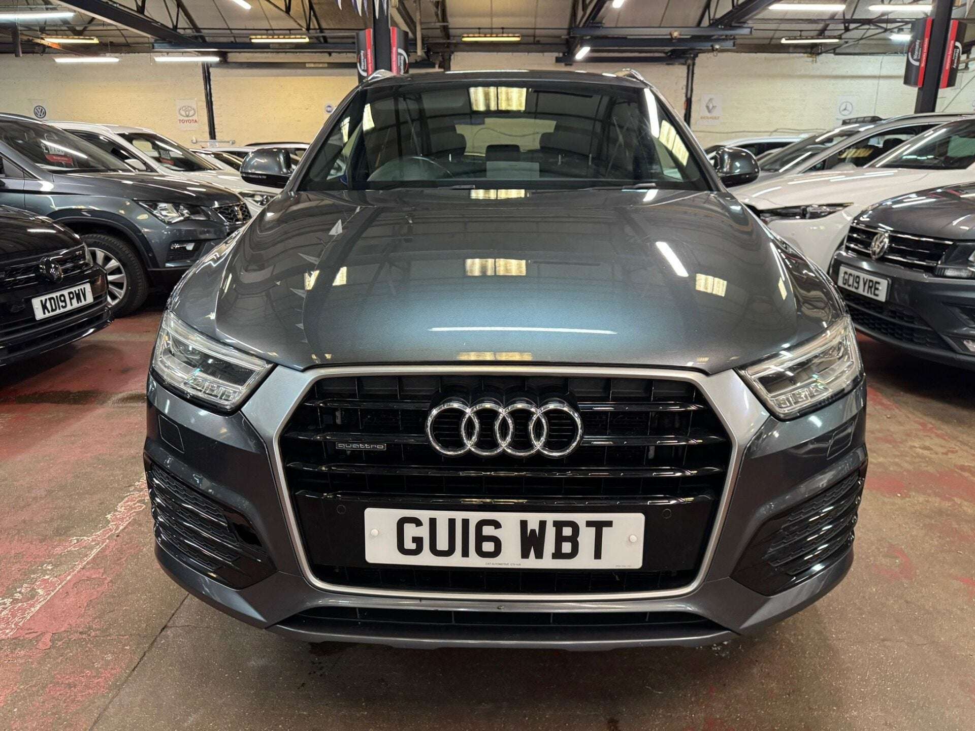 A 2016 AUDI Q3 TDI QUATTRO S LINE PLUS A 2016 AUDI Q3 TDI QUATTRO S LINE PLUS