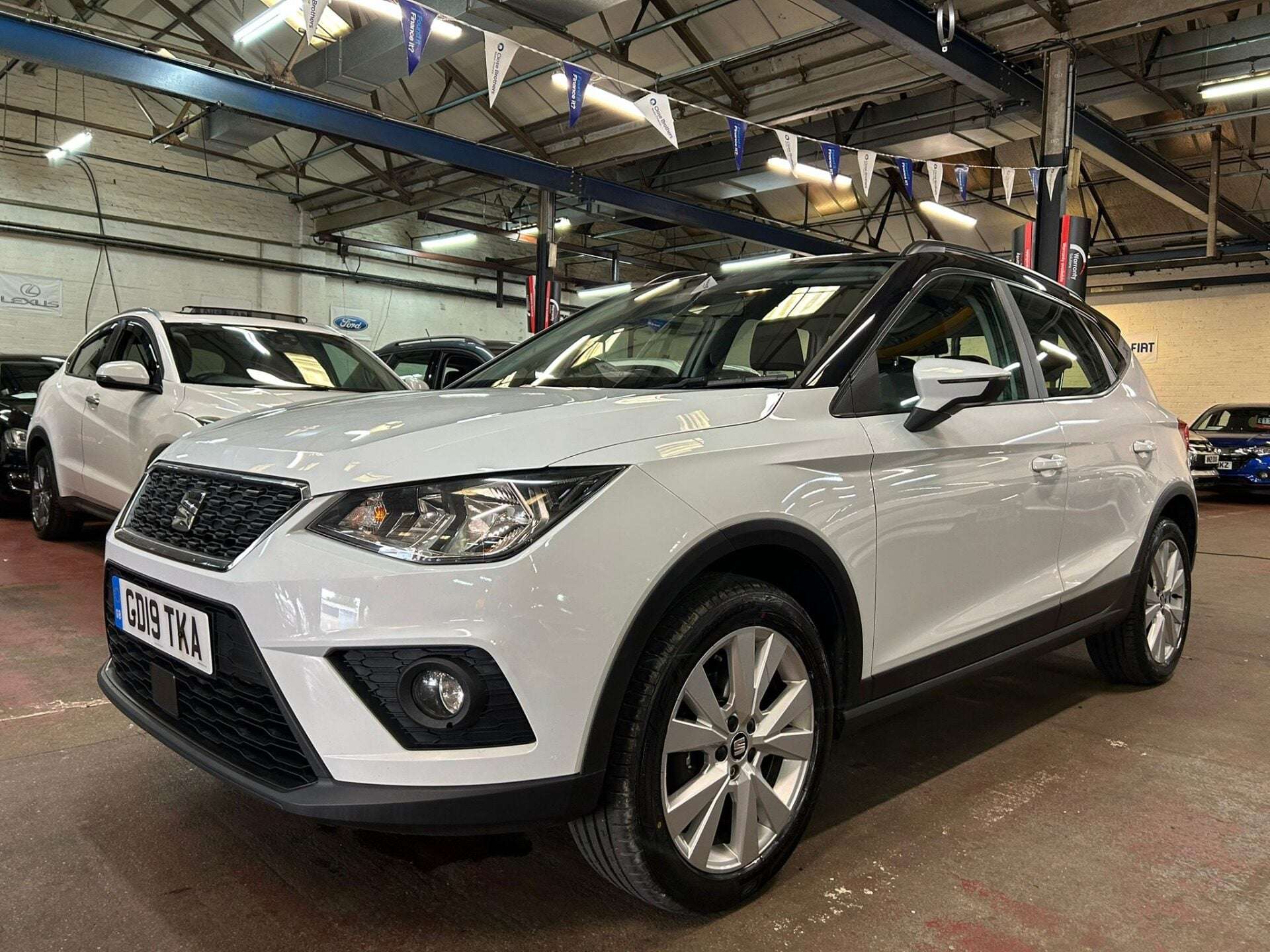 A 2019 SEAT ARONA TSI SE TECHNOLOGY A 2019 SEAT ARONA TSI SE TECHNOLOGY