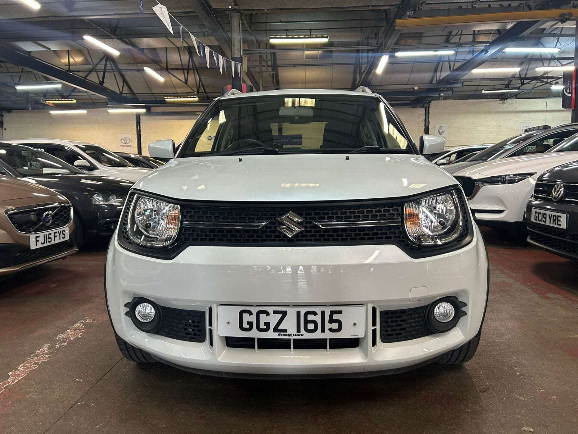 A 2017 SUZUKI IGNIS SZ-T DUALJET A 2017 SUZUKI IGNIS SZ-T DUALJET